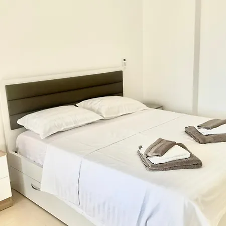 Bb Premium Shëngjin